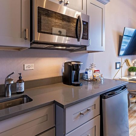 Hip Urban Loft - Small Town Charm -124 Lofts #3 West Dundee Dış mekan fotoğraf