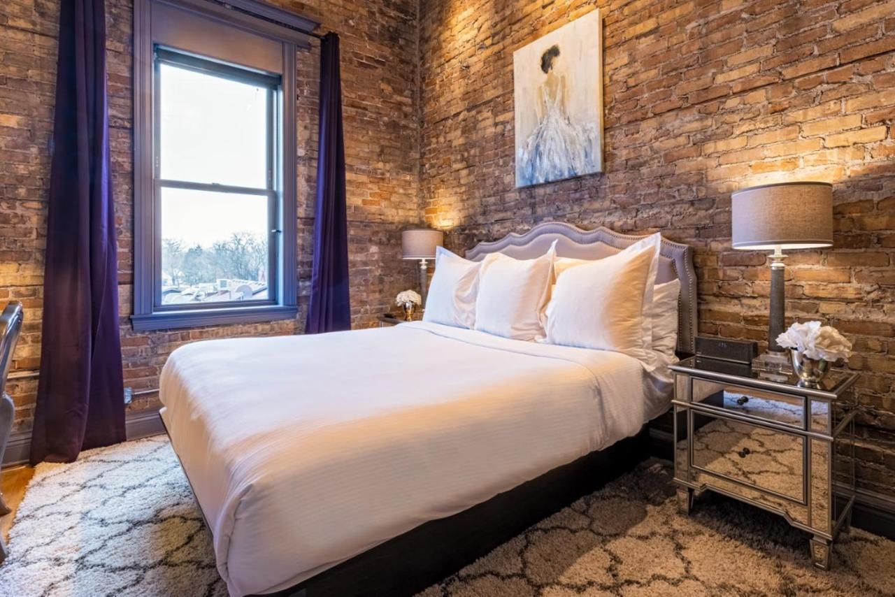 Hip Urban Loft - Small Town Charm -124 Lofts #3 West Dundee Dış mekan fotoğraf